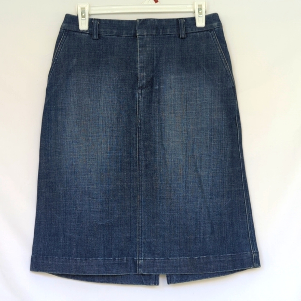 BANANA REPUBLIC | Vintage Dark Wash Denim Pencil Skirt, Like New! - Picture 1 of 3